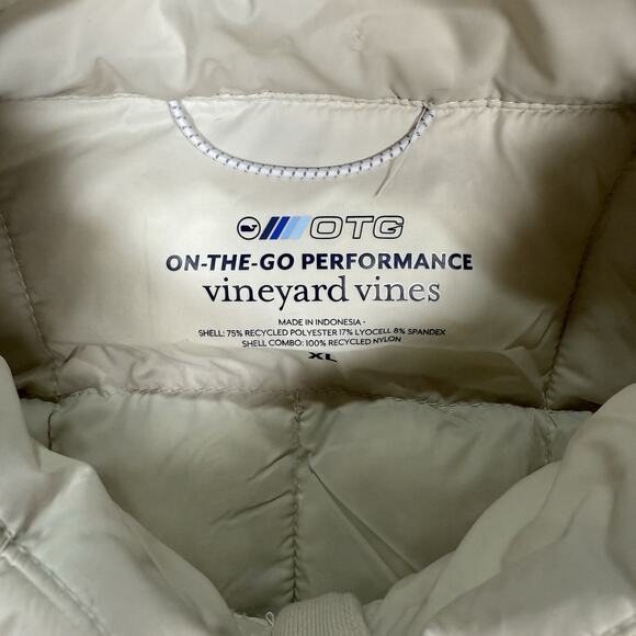 Vineyard Vines OTG On The Go Performance Voyager Puffer Vest Tan Men's Size XL - Picture 4 of 9